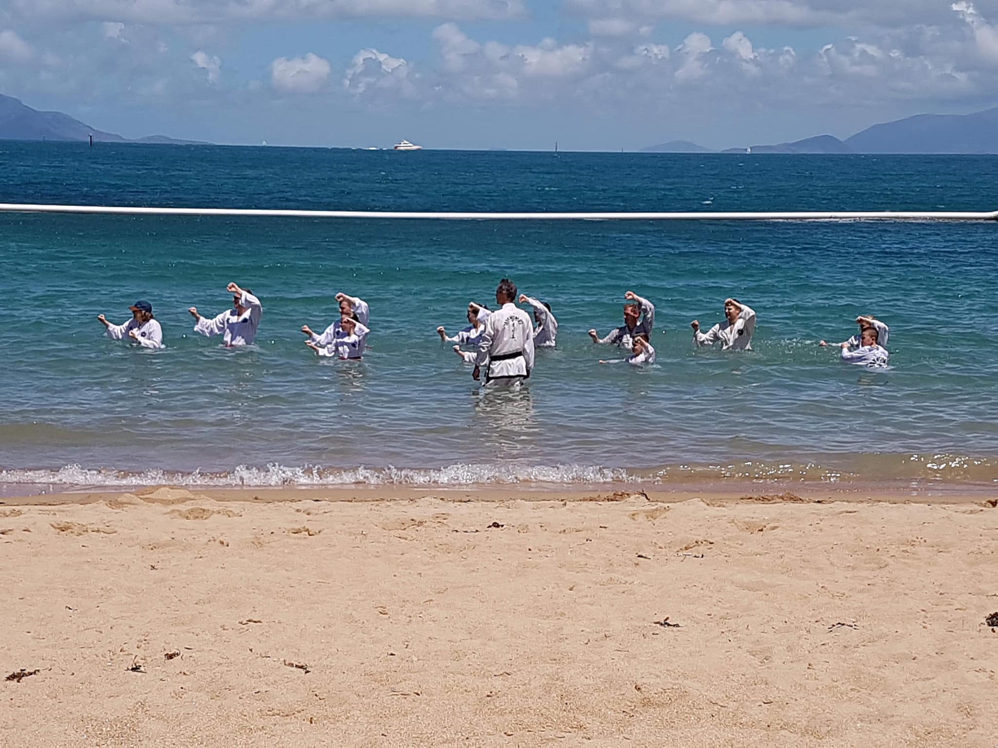 Beach training01